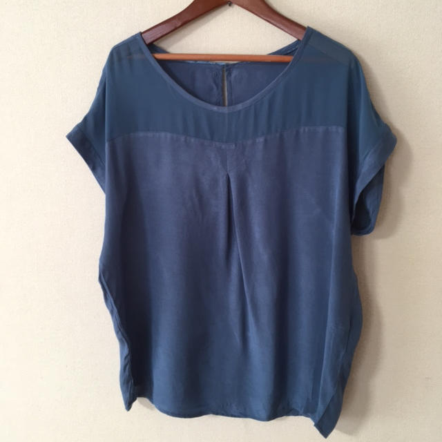 GU(ジーユー)のGU✨ゆるトップス レディースのトップス(シャツ/ブラウス(半袖/袖なし))の商品写真
