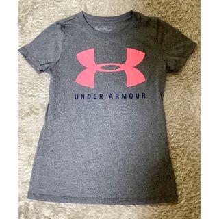 UNDER ARMOUR - UNDER ARMOUR Tシャツ YMD/YM グレー ピンクロゴ