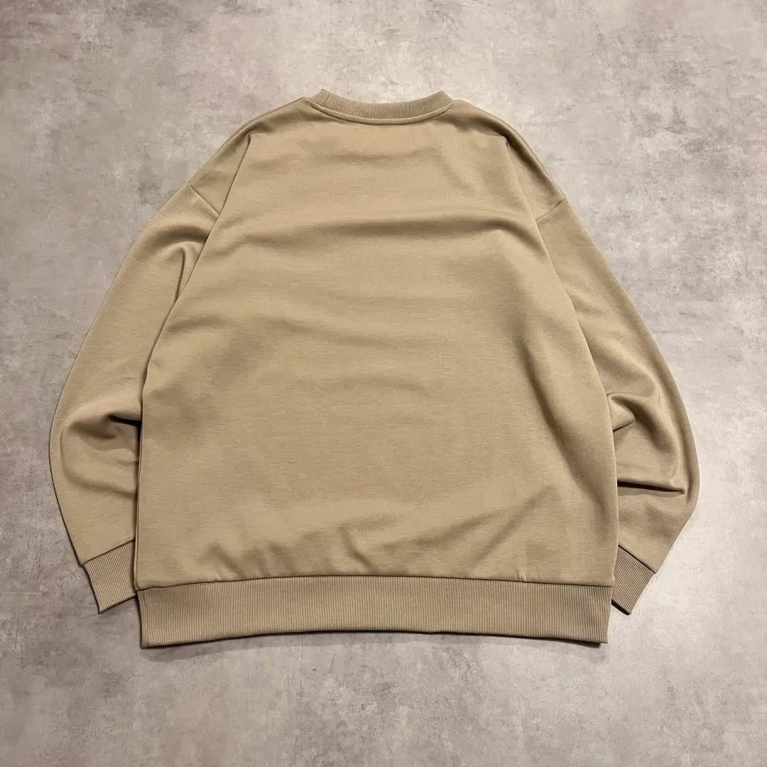 本店は center OAKLEY - Oakley logo かっ by Lsizeの通販 beige sweat トップス