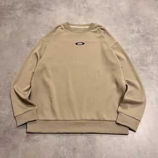 オークリー(Oakley)のOAKLEY center logo sweat beige Lsize(スウェット)
