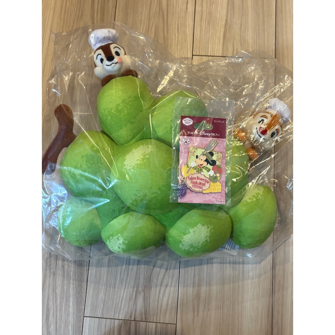 Disney - クッション チップ＆デールとピンバッジセット