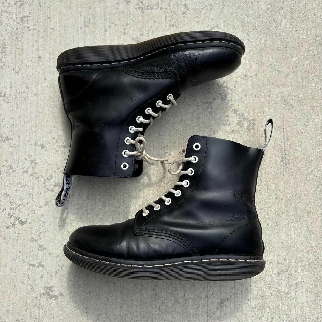 Dr.Martens(ドクターマーチン)のDr.Martens 8ホール ブーツ ホワイトステッチ レースアップ メンズの靴/シューズ(ブーツ)の商品写真