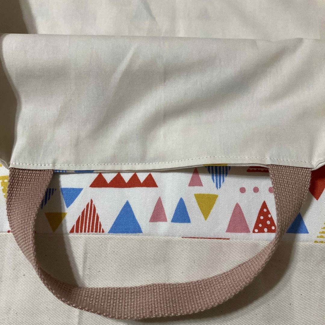 再販！ハンドメイド　レッスンバッグ　女の子　ガーランド ハンドメイドのキッズ/ベビー(バッグ/レッスンバッグ)の商品写真