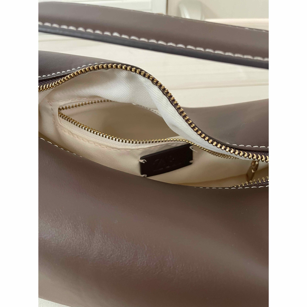ZARA(ザラ)の新品未使用　ZARA ショルダーバッグ レディースのバッグ(ショルダーバッグ)の商品写真