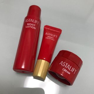 フジフイルム(富士フイルム)のアスタリフト トライアル3種+サンプル1点セット(サンプル/トライアルキット)