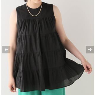 マリハ(MARIHA)のMARIHA ミューズのブラウス　ブラック　38サイズ(シャツ/ブラウス(半袖/袖なし))