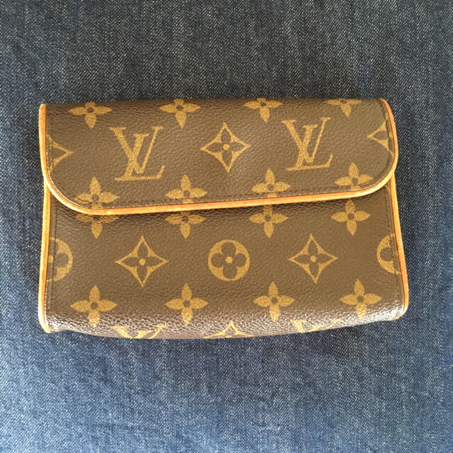 LOUIS VUITTON(ルイヴィトン)のby pnp様専用♡ヴィトン✳︎ウエストポーチ レディースのバッグ(ボディバッグ/ウエストポーチ)の商品写真