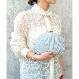 スタイロ(styiro)の【SV】styiro/シェルサテンプリーツパーティバッグ(ショルダーバッグ)