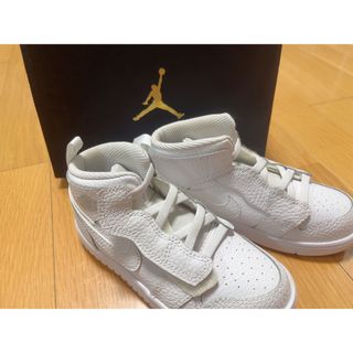 Jordan Brand（NIKE） - 新品NIKE ジョーダン　子供靴　