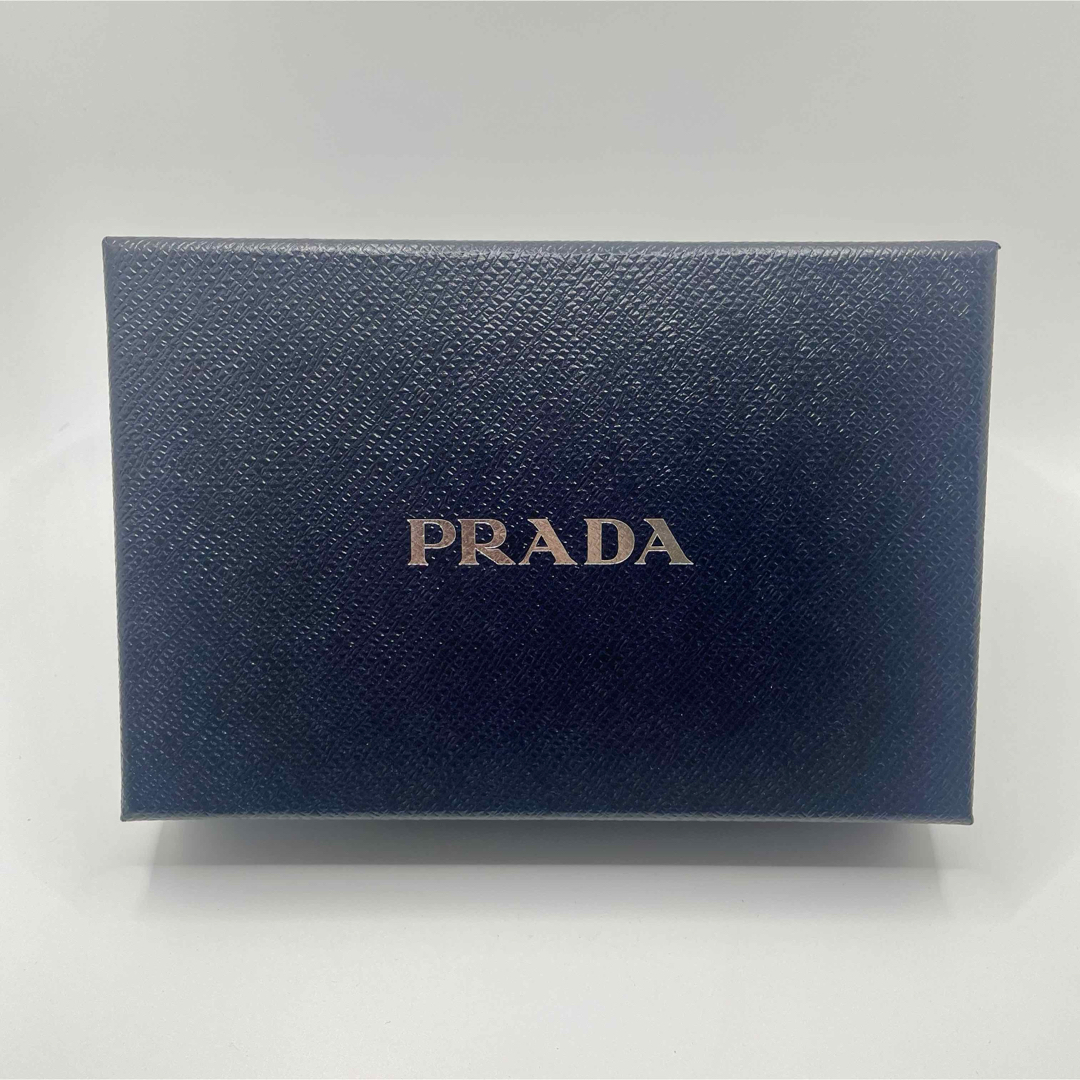 プラダ PRADA 財布 二つ折り サフィアーノ レザー Wホック ロゴ