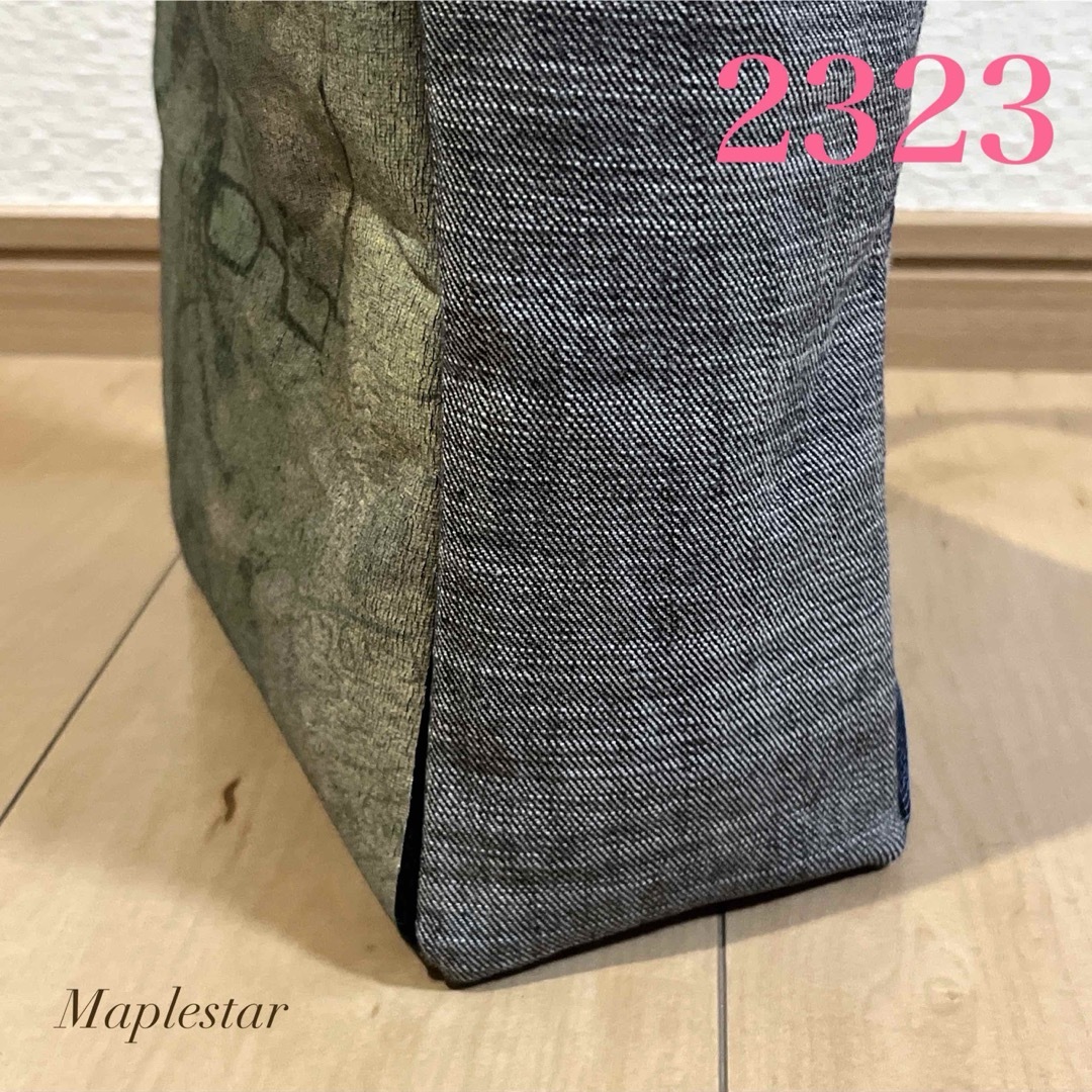 【2323】デニムリメイク ねがねをかけた猫(裏面パッチワーク)のマチ付きバッグ ハンドメイドのファッション小物(バッグ)の商品写真