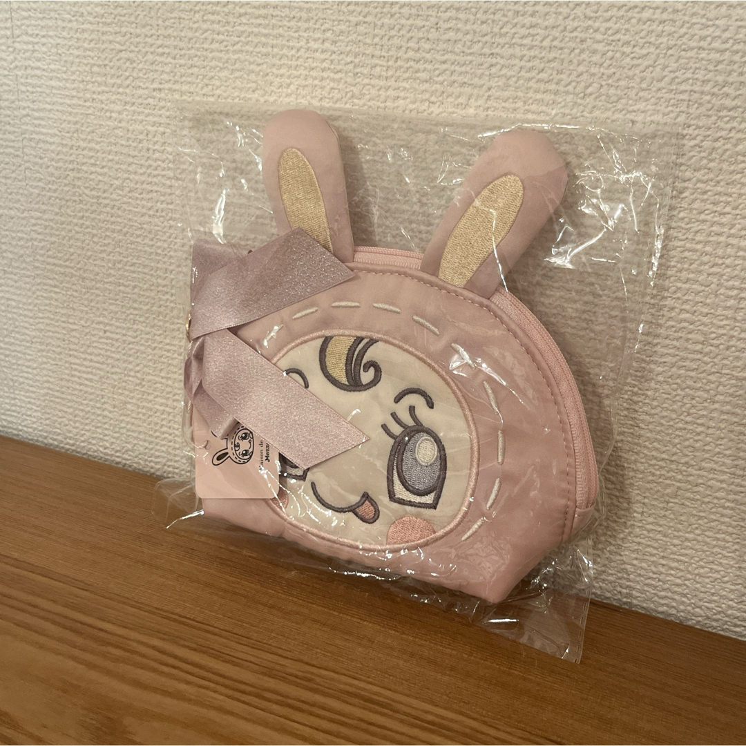 Maison de FLEUR(メゾンドフルール)のラスト１点　メゾンドフルール　ベリエちゃんラウンドポーチ レディースのファッション小物(ポーチ)の商品写真
