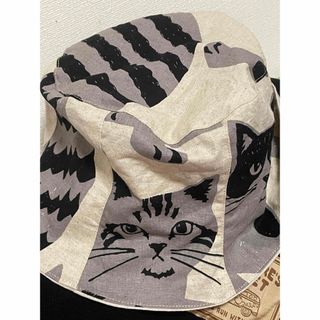 ハンドメイド#すっぽり帽子#大きな猫ちゃん#リバーシブル#