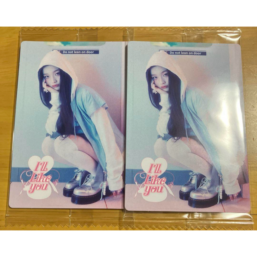 ILLIT アイリット ツインウエハース シール イロハ IROHA エンタメ/ホビーのCD(K-POP/アジア)の商品写真