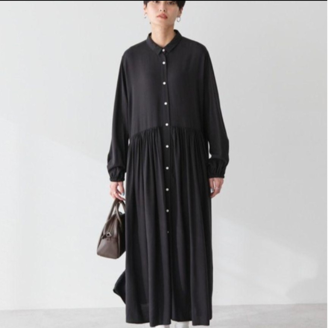 AMERICAN HOLIC(アメリカンホリック)の【新品】アメリカンホリック サラックールギャザーワンピース ブラック Fサイズ レディースのワンピース(ロングワンピース/マキシワンピース)の商品写真