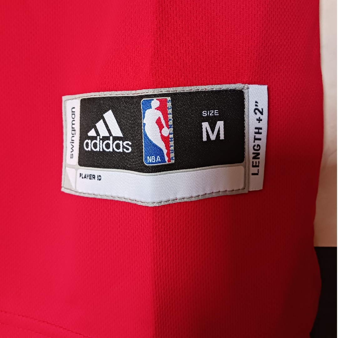 adidas(アディダス)のシカゴ・ブルズ  レトロ Lサイズ スポーツ/アウトドアのスポーツ/アウトドア その他(バスケットボール)の商品写真