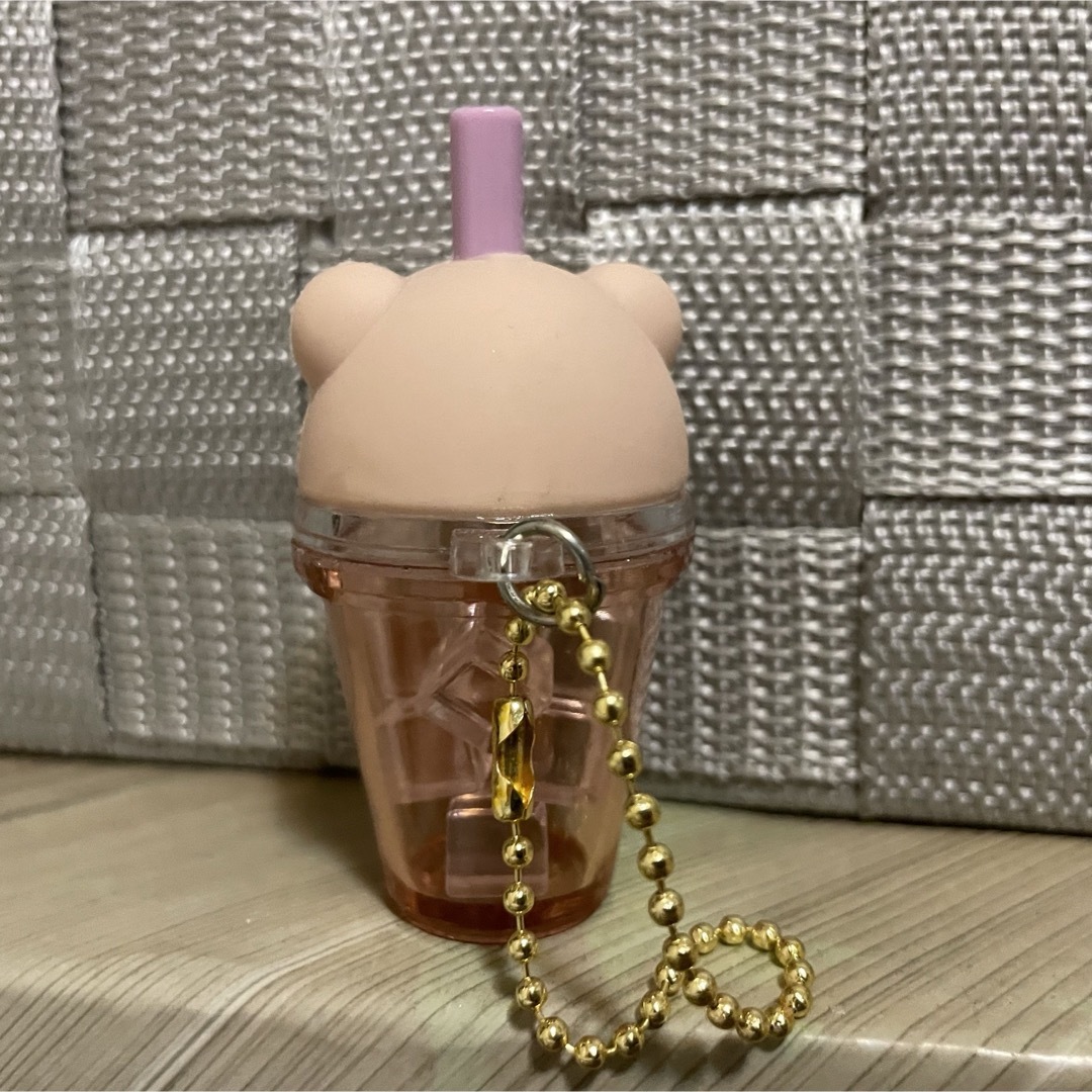くまさんドリンクマスコットBC  ガチャ　ミルクティー エンタメ/ホビーのおもちゃ/ぬいぐるみ(キャラクターグッズ)の商品写真