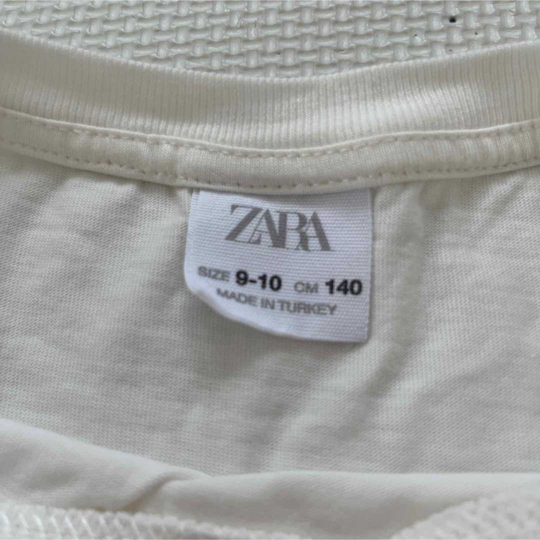 ZARA(ザラ)のZARA 刺繍Tシャツホワイト140 キッズ/ベビー/マタニティのキッズ服女の子用(90cm~)(Tシャツ/カットソー)の商品写真