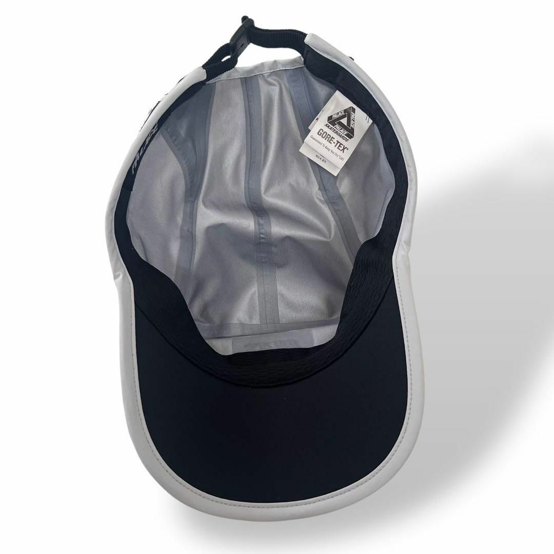 PALACE(パレス)のPalace Goretex 3L Runner Cloud キャップ メンズの帽子(キャップ)の商品写真