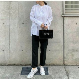 ユニクロ(UNIQLO)の新品　UNIQLO ジルサンダー　スーピマコットンスタンドカラーシャツ（長袖）(シャツ/ブラウス(長袖/七分))