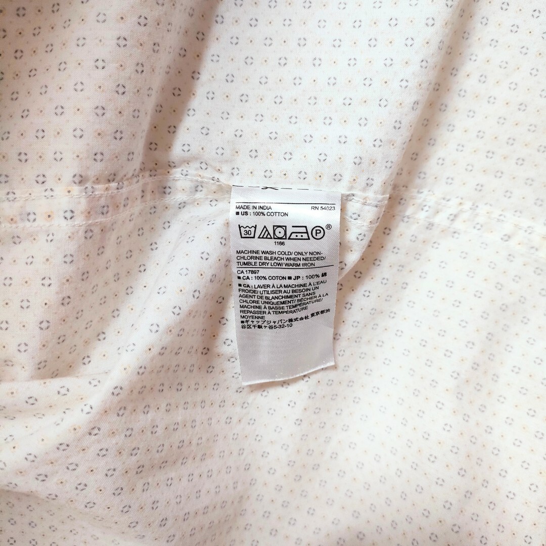 Banana Republic(バナナリパブリック)の【美品】バナナリパブリック シャツ ドット柄 長袖 Lサイズ ホワイト トップス メンズのトップス(シャツ)の商品写真