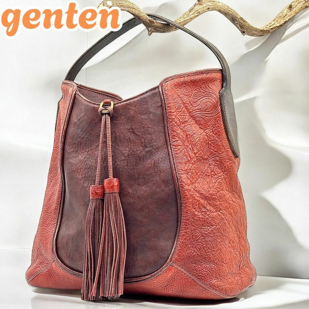 genten(ゲンテン)の重ねた時を纏う革美✨　ゲンテン トートバッグ カービング タッセル　ブラウン レディースのバッグ(トートバッグ)の商品写真