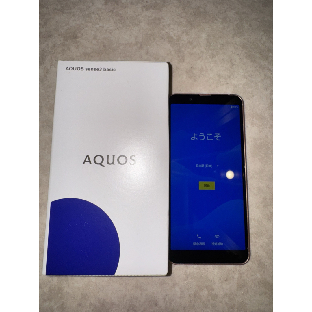 AQUOS(アクオス)のAQUOS sense3 basic SHV48 スマホ/家電/カメラのスマートフォン/携帯電話(スマートフォン本体)の商品写真