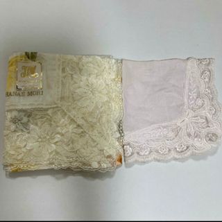 ハナエモリ(HANAE MORI)の２枚セット　ハナエモリ　ハンカチ　レース　イエロー　ピンク　お洒落　はんかち(ハンカチ)