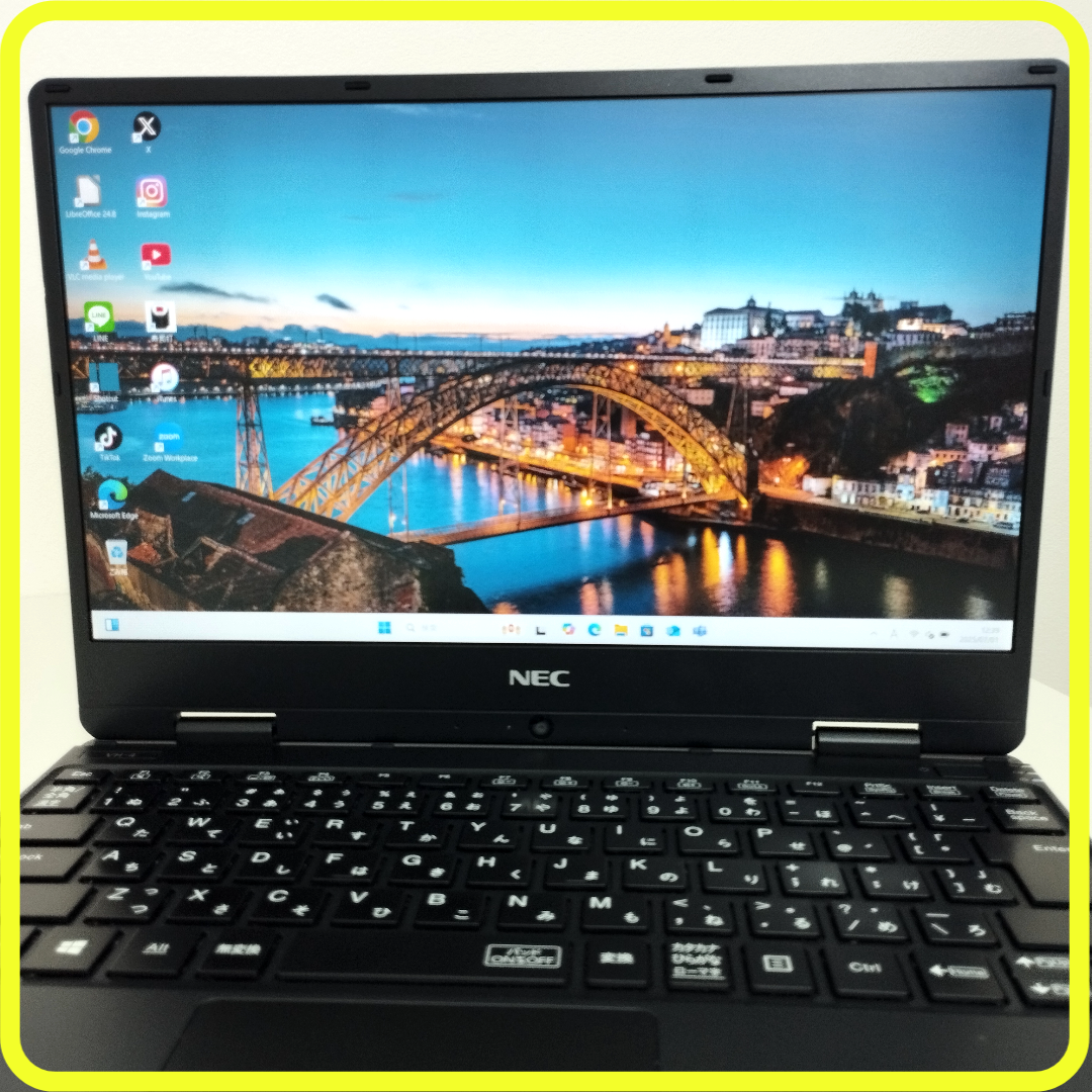 美品 第8世代 windows11ノートパソコン⭐️SSD office 515