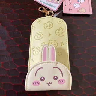 【新品未使用】ちいかわ　リール付きキーケース　うさぎ(キーケース)