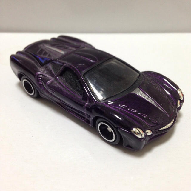 トミカ TOMICA 光岡オロチ MITSUOKA OROCHI パープル 紫 エンタメ/ホビーのおもちゃ/ぬいぐるみ(ミニカー)の商品写真