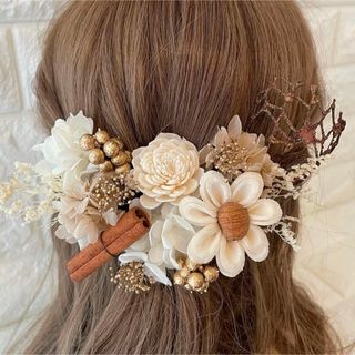 ホワイトベージュ♡金箔付♡髪飾り ヘッドドレス 前撮り 成人式 卒業式 七五三