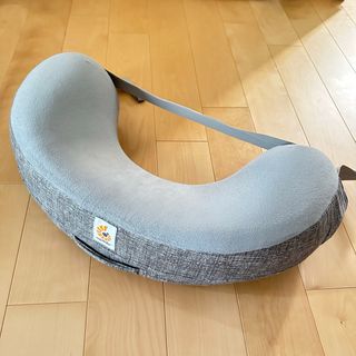エルゴ授乳クッション