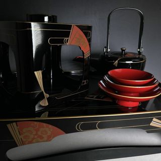 お屠蘇 セット 四ツ揃 年輪 漆器 扇面 本うるし塗り 和 食器 盃 盃台 屠蘇(漆芸)