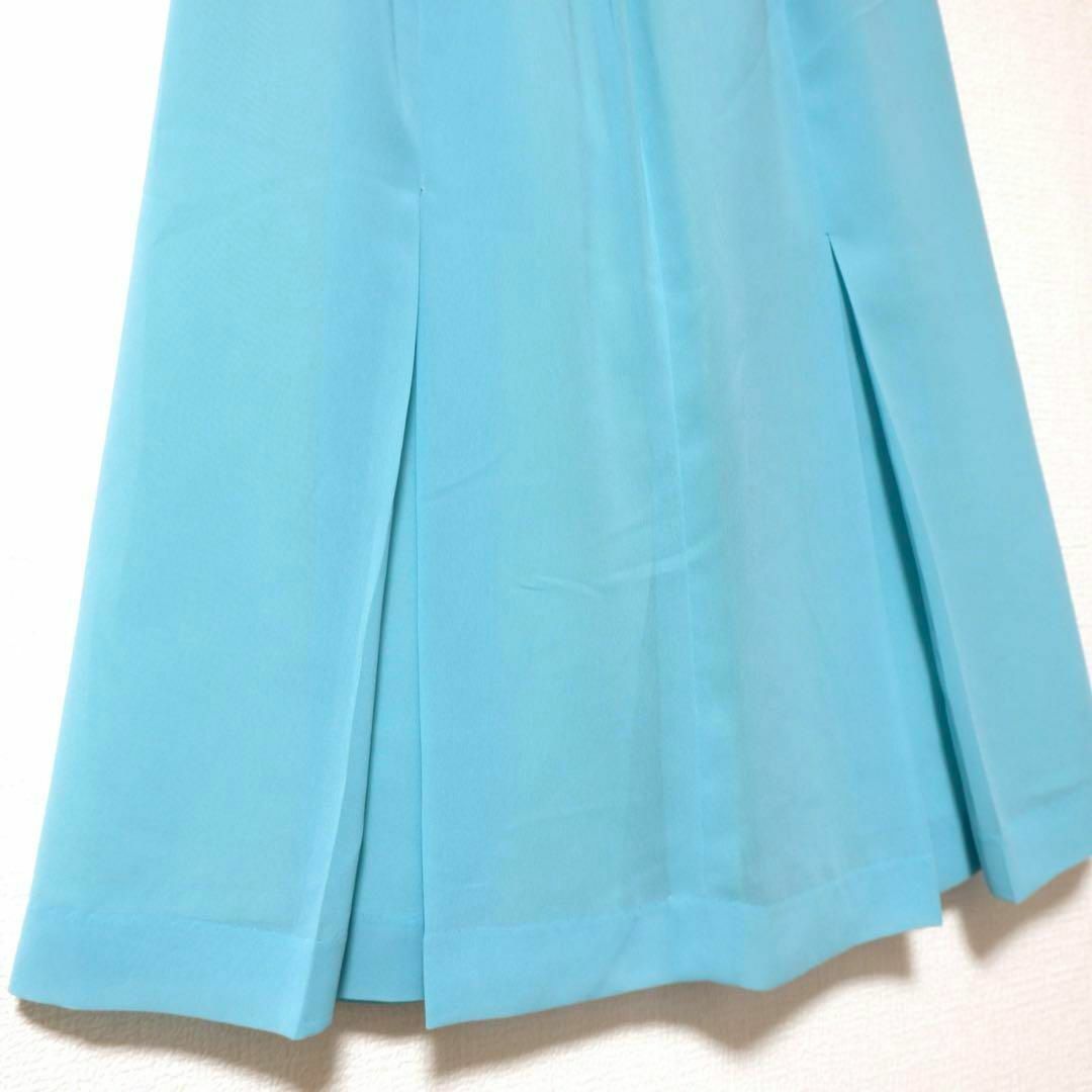 新品 MULTI MIX オンワード樫山 フレアスカート ターコイズブルー 薄手 レディースのスカート(ひざ丈スカート)の商品写真