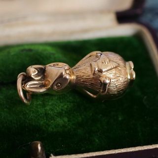 アッシュペーフランス(H.P.FRANCE)の9金K9◇英国アンティーク◇ゴールドチャーム◇うさぎ◇兔◇動物モチーフ◇イギリス(チャーム)