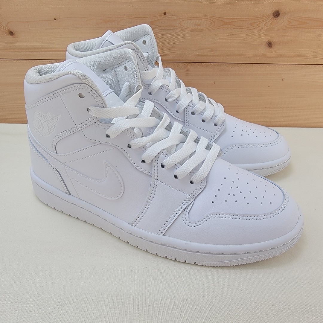 【NIKE】ウィメンズ エアジョーダン1 ミッド \