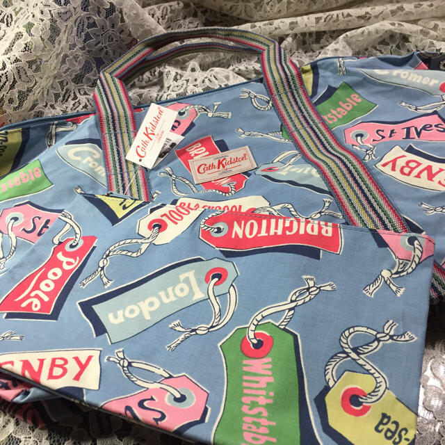 Cath Kidston(キャスキッドソン)のキャスキットソンのボストンバック&ポーチ レディースのバッグ(ボストンバッグ)の商品写真