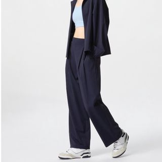 ユニクロ(UNIQLO)の【3XL】ウルトラストレッチアクティブワイドパンツ2色のうちどちらか(カジュアルパンツ)