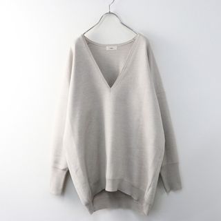 イエナ(IENA)の極美品 2024AW イエナ IENA スーパーファインスムースVネックプルオーバー/ベージュ ニット セーター トップス【2400014489170】(ニット/セーター)