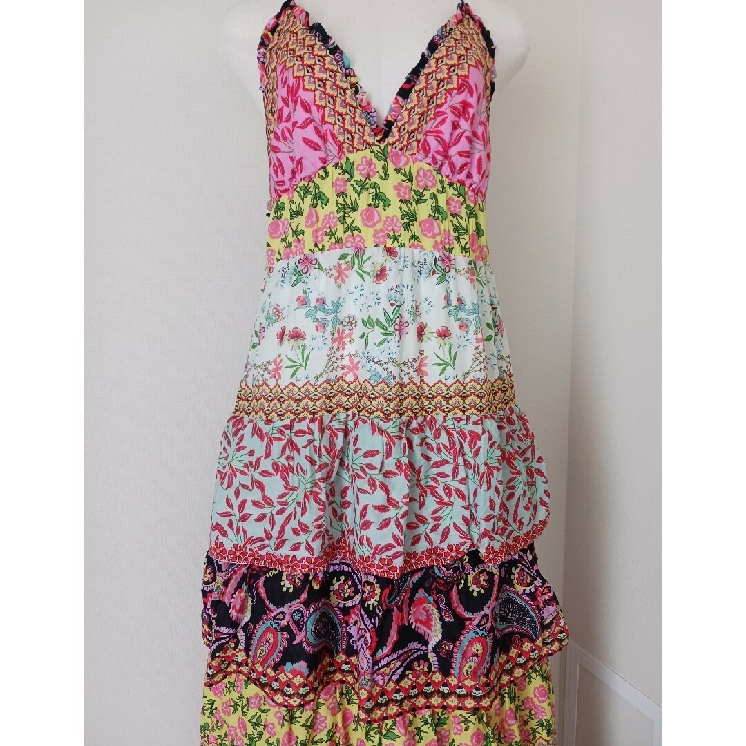 Alice+Olivia(アリスアンドオリビア)のアリス+オリビア　ロングワンピース レディースのワンピース(ロングワンピース/マキシワンピース)の商品写真