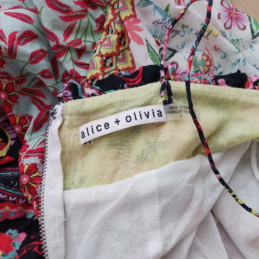 Alice+Olivia(アリスアンドオリビア)のアリス+オリビア　ロングワンピース レディースのワンピース(ロングワンピース/マキシワンピース)の商品写真