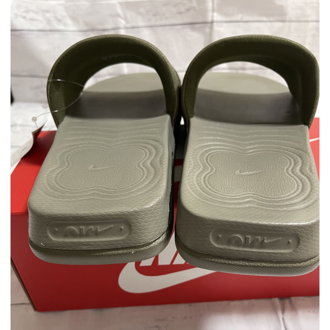 NIKE(ナイキ)のナイキエア マックスシロ　メンズスライド　28㎝  メンズの靴/シューズ(サンダル)の商品写真