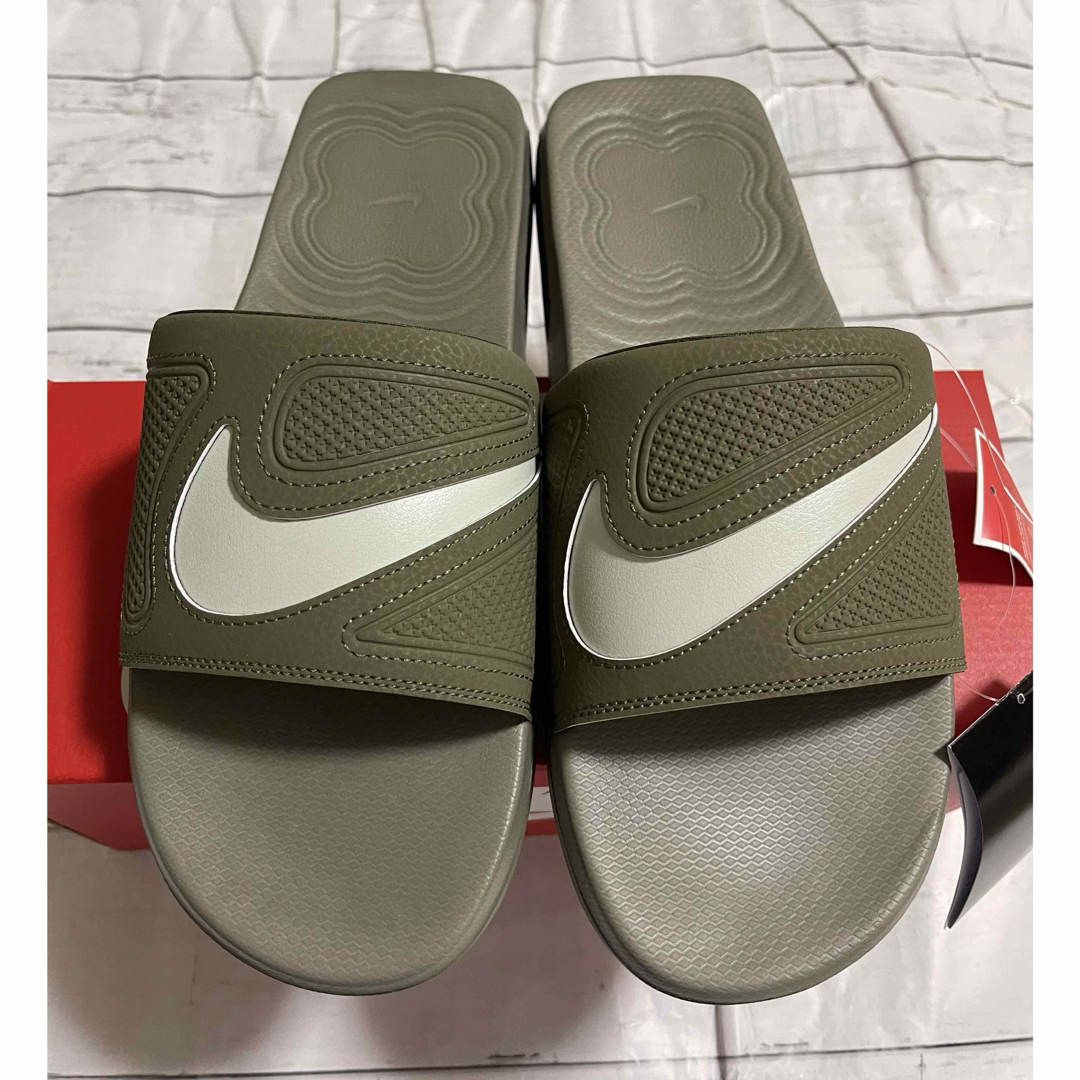 NIKE(ナイキ)のナイキエア マックスシロ　メンズスライド　28㎝  メンズの靴/シューズ(サンダル)の商品写真
