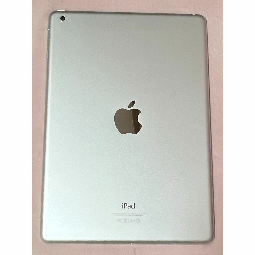 Apple iPad air 初代 シルバー 本体 スマホ/家電/カメラのPC/タブレット(タブレット)の商品写真