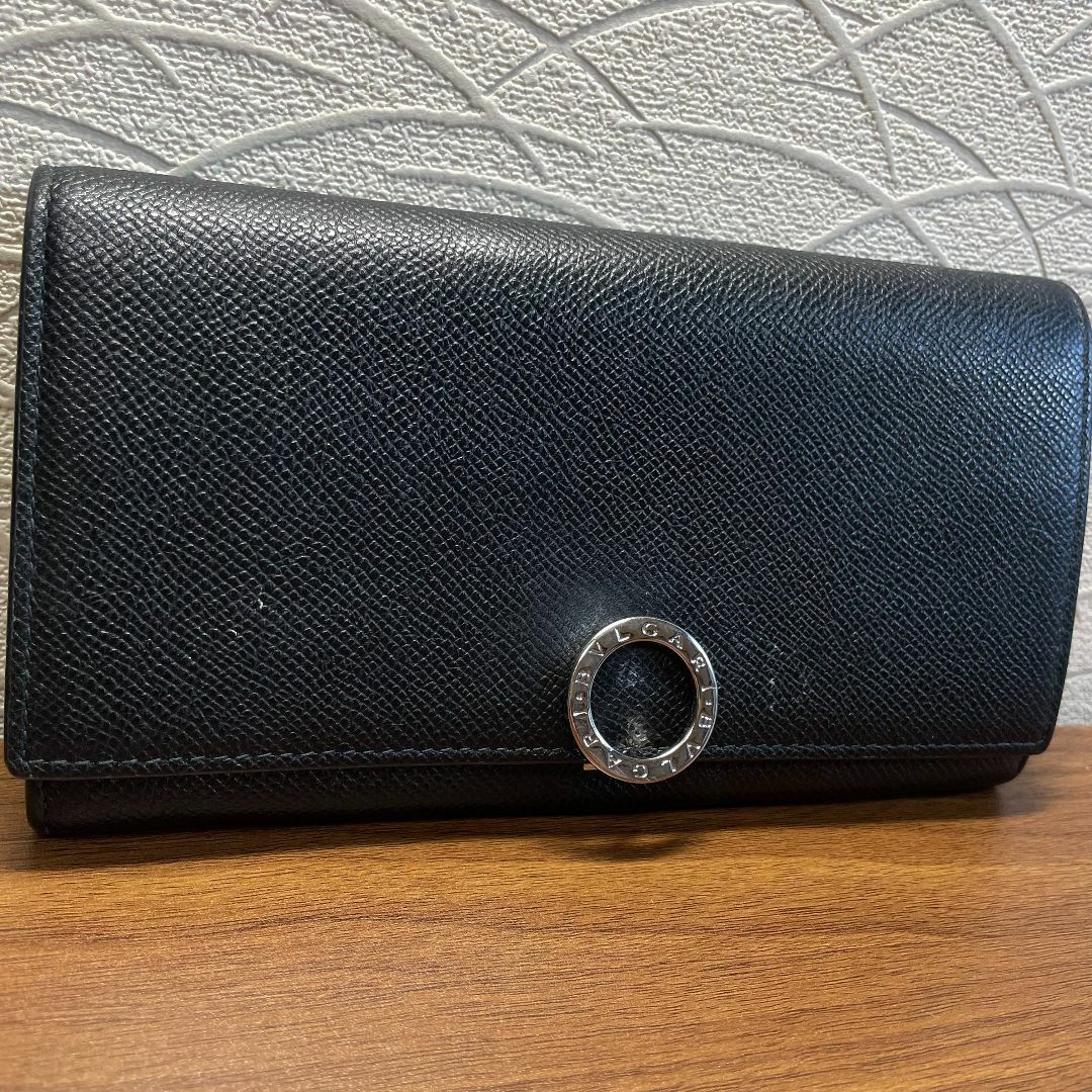 お手軽価格で贈りやすい 【美品】BVLGARI - BVLGARI ブルガリ ロゴ 折り財布 長財布 小物