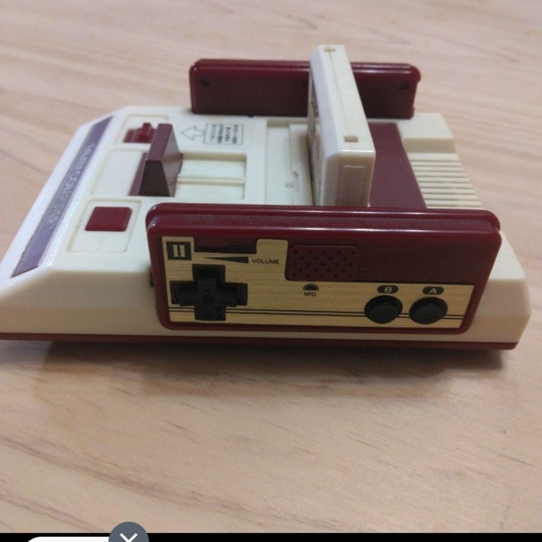 任天堂(ニンテンドウ)の昭和レトロ 任天堂 ファミコン 型時計アラーム Dr.MARIO ドクターマリオ インテリア/住まい/日用品のインテリア小物(置時計)の商品写真
