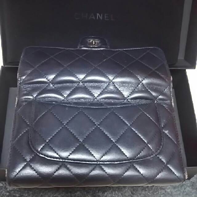 CHANEL(シャネル)のCHANEL  大人気マトラッセ三つ折り長財布 レディースのファッション小物(財布)の商品写真