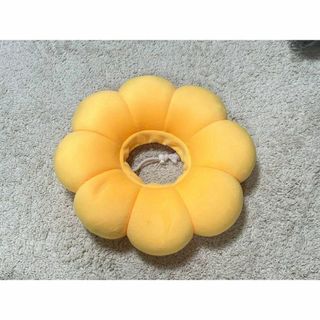 ⭐︎エリザベスカラーお花型 犬 猫兼用 やわらか素材傷舐め防止 Mサイズ イエロ(ノーカラージャケット)
