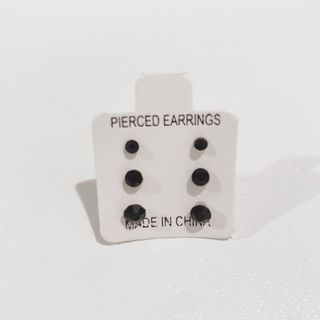 新品未使用！樹脂ピアス6個セット(ピアス(両耳用))
